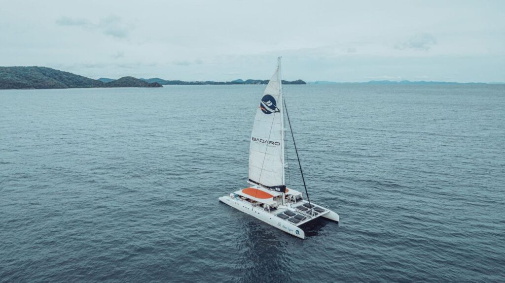 FOUNTAINE PAJOT 75FT