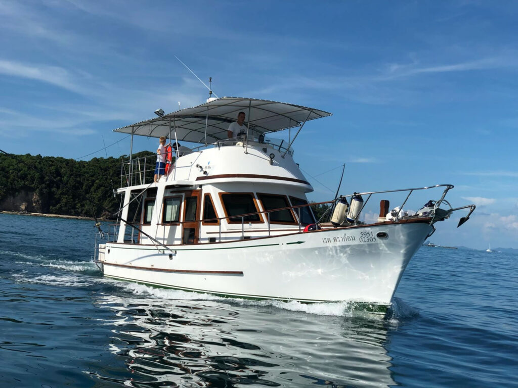 RED DRAGON FISHING BOAT