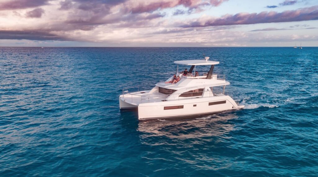 LEOPARD 43 MOTOR CATAMARAN